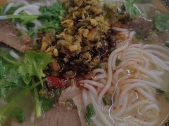 -肇兴特色牛肉粉