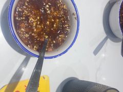 -红渡小香·牛肉麻辣香锅(车站南路店)