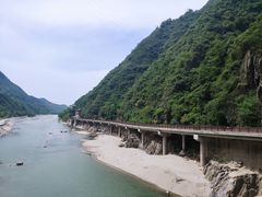 -汉中石门栈道风景区