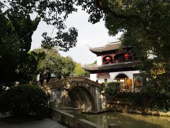 -汇龙潭