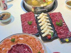 -牛员外鲜切牛肉火锅