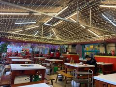 大堂-钢管厂五区小郡肝串串香(蜀都万达店)