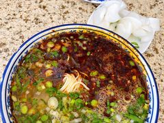 -吾穆勒蓬灰牛肉面·清真(北滨河中路店)