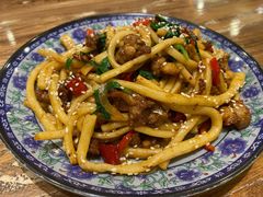 -清真·玛丽亚新疆菜主题餐厅(浙江中路店)