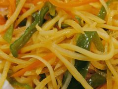 -金杨拉面王小吃面馆·牛三宝面·红烧牛肉粉