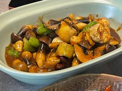 鸡枞菌炒茄子-半山腰·云南菜(侨福芳草地店)