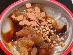 -新白鹿餐厅(滨江银泰店)