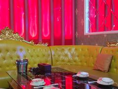 -路边边地标烧烤·川菜·小龙虾·音乐酒馆(良乡长虹店)