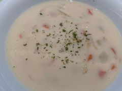 奶油海鲜汤-萨莉亚意式餐厅(杭州滨江天街店)