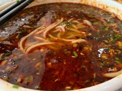 -吾穆勒蓬灰牛肉面·清真(北滨河中路店)