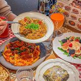 恭喜万象城拥有加菲猫同款千层意面…