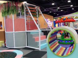 -哈尼兔家庭乐园(开发区万达店)