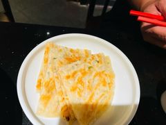 葱油飞饼-老头儿油爆虾·知味杭州(爱琴海购物中心)