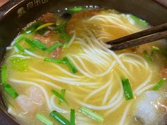 -良米山·云南野生菌过桥米线(上海首店)