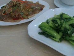 -哈尔滨风味小吃东北菜(五角场店)