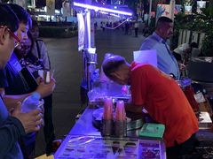 -詹爷爷乌节路街头冰淇淋