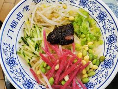 老北京炸酱面-门框胡同百年卤煮(新街口店)