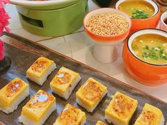-阿瓦山寨·湘菜现炒·剁椒鱼头王(咸阳总店)