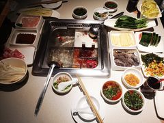 清油麻辣锅底-海底捞火锅鲜切牛肉主题店(长寿路店)