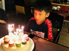 -大中华希尔顿酒店-念自助餐·嗨啤·小龙虾