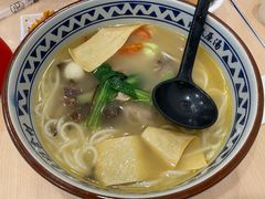 -蒙自源米线大王(虎门国际购物中心店)