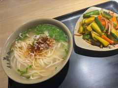 猪肘汤面-亮亮拉面(师范路店)
