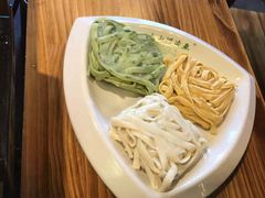 三色面-小小河边鱼(天润城店)