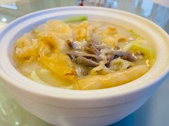 胡椒猪肚花胶煲-悦湖公馆