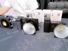 -星光摄影器材城