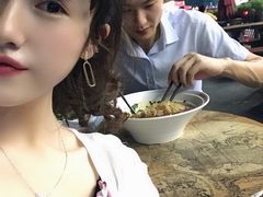 -钟方模白家肥肠粉(春熙店)