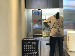 -春丽小马(济南恒隆广场店)