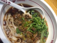 -呷佬·长沙手工米粉(金沙江路店)