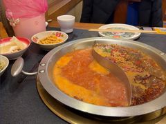 -沸炉重庆老火锅(军事博物馆店)