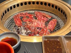 -山川小町·极番烧肉(新地假日广场店)