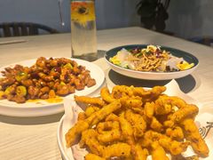 -小船渔村·大连菜·大连焖鱼(黄河路店)