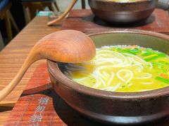 -良米山·云南野生菌过桥米线(上海首店)