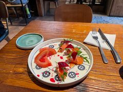 烟熏三文鱼卷配味增奶油芝士-幸邻食堂