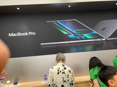 -Apple零售店(新街口店)