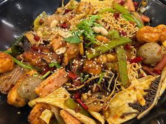 -醉人椒麻辣香锅(上地华联店)