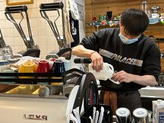 -Be Lived Cafe比例咖啡(摩天轮店)
