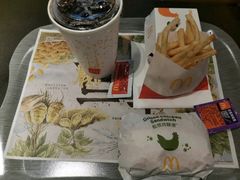 -麦当劳(宝山大厦店)