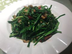 -梁家大院•农家菜(昆山会展中心店)