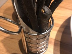 蘸汤吃的黑油条-太二酸菜鱼(福州泰禾店)