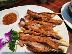 -海鸿荟·沿江菜(中山北路店)