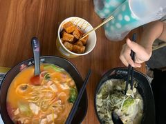 -五谷渔粉(壹海城店)