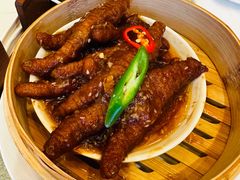 蜜汁蒸凤爪-白天鹅宾馆-宏图府餐厅