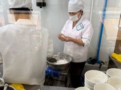 -辣辣小吃豆花米线(大观篆新农贸市场店)