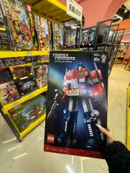 -卡通派潮品玩具折扣仓(青岛新城吾悦广场店)
