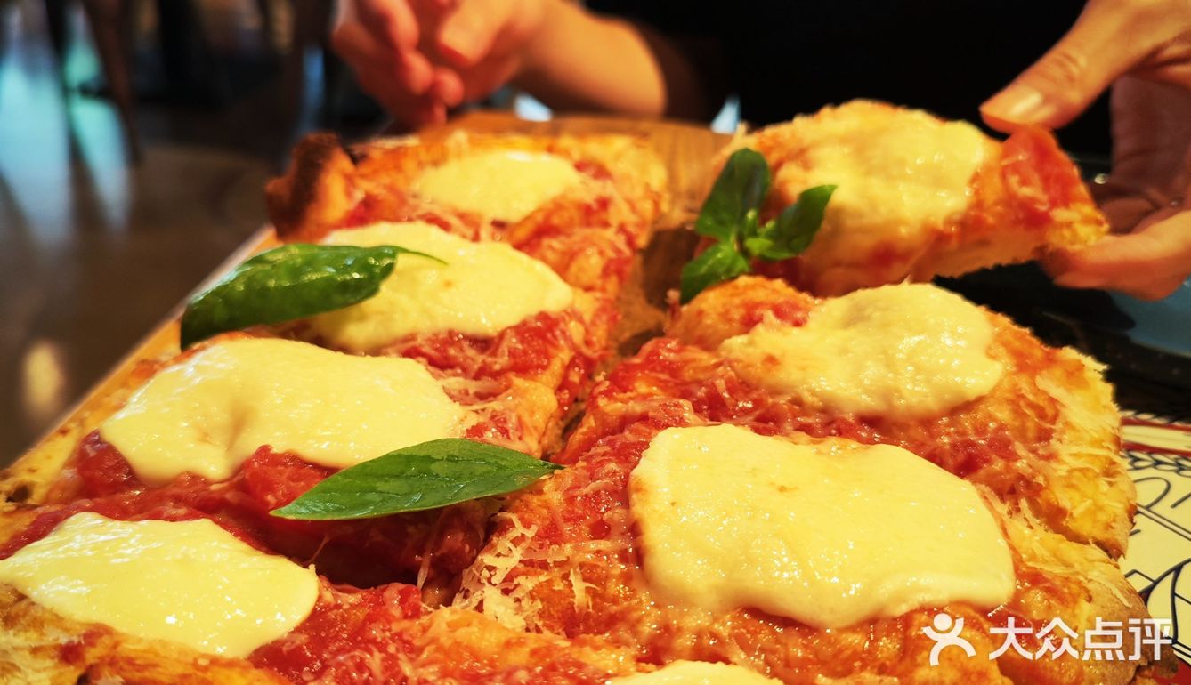 意大利🇮🇹披萨大满足~
