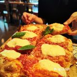 意大利🇮🇹披萨大满足~